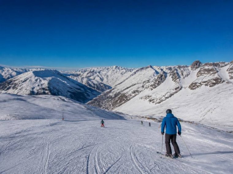 Forfait Tignes Val d'isère : guide pratique pour profiter pleinement de la station
