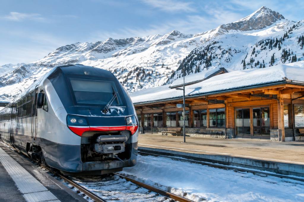 Gare pour Tignes : quelle gare choisir et comment rejoindre la station ?
